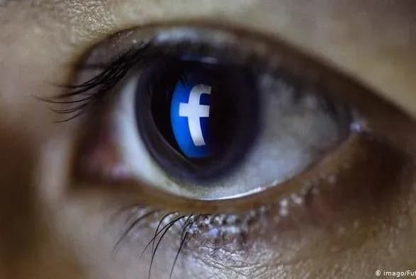 politsiya-britaniyi-otrimaye-dostup-do-listuvannyam-v-whatsapp-i-facebook