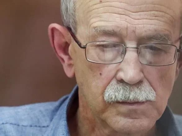 rosiya-obvinuvachenogo-v-derzhzradi-75-richnogo-vchenogo-vidpustili-z-sizo