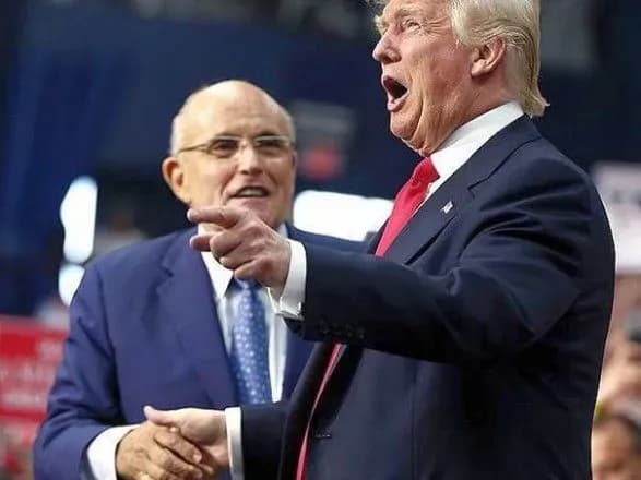 dzhuliani-zayaviv-scho-dast-svidchennya-v-kongresi-lishe-za-zgodoyu-trampa