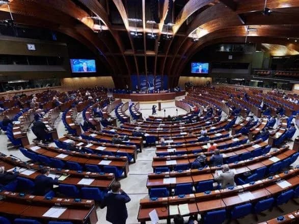 zavtra-u-strasburzi-rozpochinayetsya-osinnya-sesiya-parye