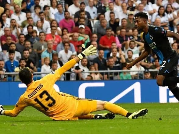 dubl-eks-gravtsya-zori-dopomig-bryugge-zigrati-vnichiyu-z-realom