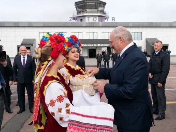 lukashenko-chim-druzhnishimi-budut-ukrayina-i-bilorus-tim-bilshiy-opir-mi-budemo-vidchuvati