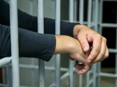 razumkov-amnistiya-ne-torknetsya-tikh-kogo-viznali-vinnimi-u-viyskovikh-zlochinakh