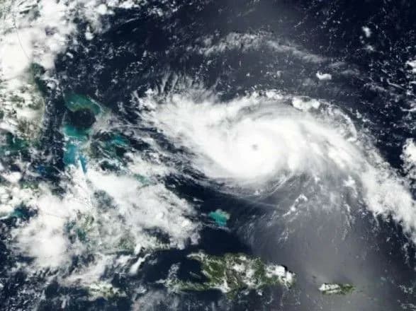 supertayfun-khagibis-zagrozhuye-yaponiyi-na-vikhidnikh