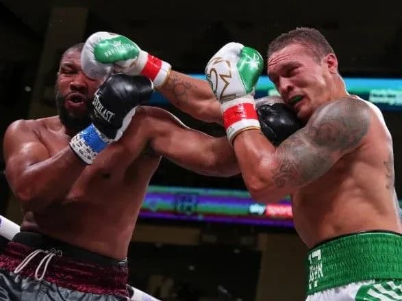 bokser-uizerspun-dav-prognoz-na-podalshu-karyeru-usika