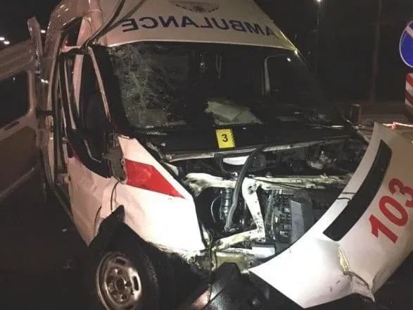 u-kiyevi-u-dtp-za-uchastyu-shvidkoyi-zaginulo-dvoye-lyudey