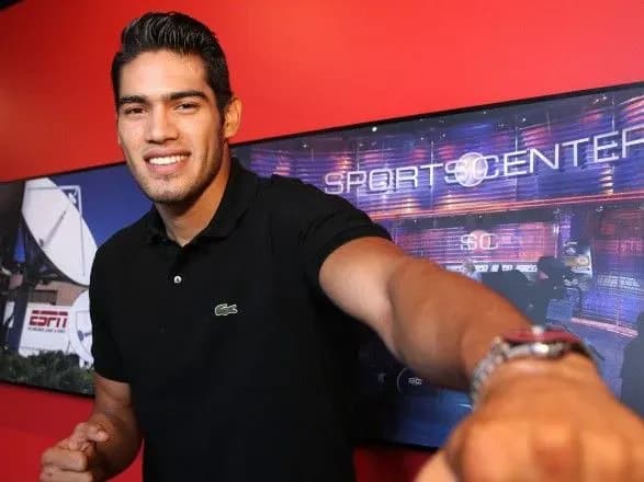 ekschempion-svitu-mozhe-stati-nastupnim-supernikom-boksera-gvozdika