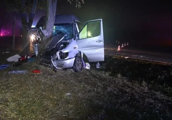 v-likarni-zalishayutsya-chetvero-postrazhdalikh-u-dtp-v-ugorschini-ukrayintsiv