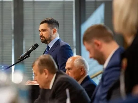 u-prezidenta-rozpovili-yak-khochut-reformuvati-mistseve-samovryaduvannya