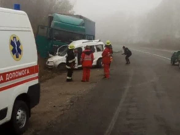 u-dtp-na-khmelnichchini-zaginula-rodina-iz-3-osib