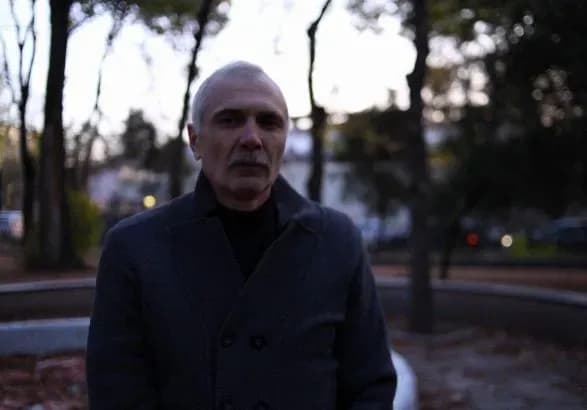 zvilnenomu-v-krimu-zhurnalistu-v-sizo-vidali-zipsovaniy-ukrayinskiy-pasport