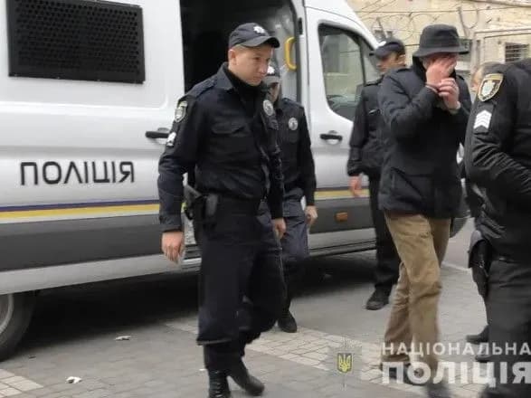 u-mikolayevi-areshtuvali-vidomogo-u-kriminalnikh-kolakh-zlochintsya