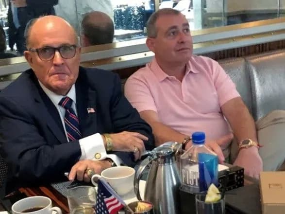 lev-parnas-gotoviy-dati-svidchennya-komitetam-palati-predstavnikiv-ssha