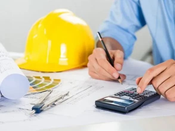 budivelni-roboti-prodovzhuyut-dorozhchati