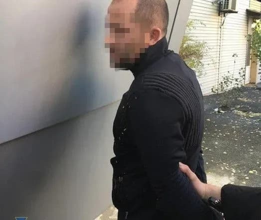 sbu-viyavili-v-sebe-krotiv-yaki-proslukhovuvali-abonentiv-za-9-tisyach-dolariv-na-misyats