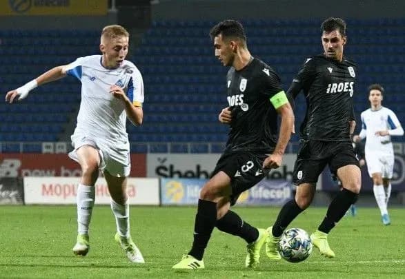 gravtsi-dinamo-u-19-vigrali-match-yunatskoyi-ligi-uyefa