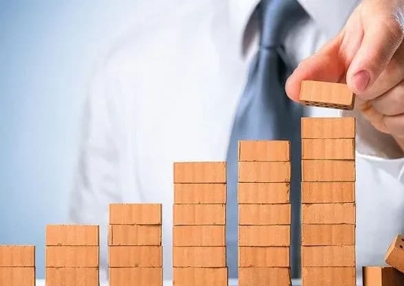 ekspert-nerukhomist-zalishayetsya-alternativnim-instrumentom-zberezhennya-nakopichen