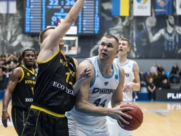 bk-dnipro-vigrav-druge-ukrayinske-derbi-v-kubku-yevropi-fiba