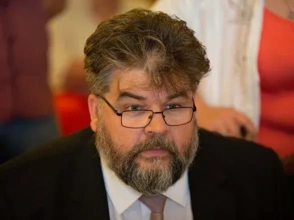 rada-sogodni-planuye-rozglyanuti-zvilnennya-yaremenka-z-posadi-golovi-komitetu