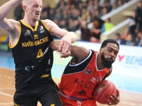 kiyiv-basket-peremig-u-pershiy-gri-1-8-finalu-kubku-ukrayini