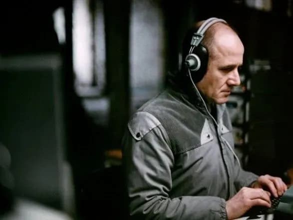 diplomat-ssha-na-slukhannya-pro-impichment-trampa-dopustiv-scho-mobilniy-zvyazok-v-ukrayini-proslukhovuyetsya-z-rf