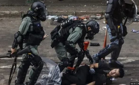 kitay-vimagaye-vid-ssha-nakladennya-veto-na-zakon-pro-pidtrimku-protestiv-u-gonkonzi