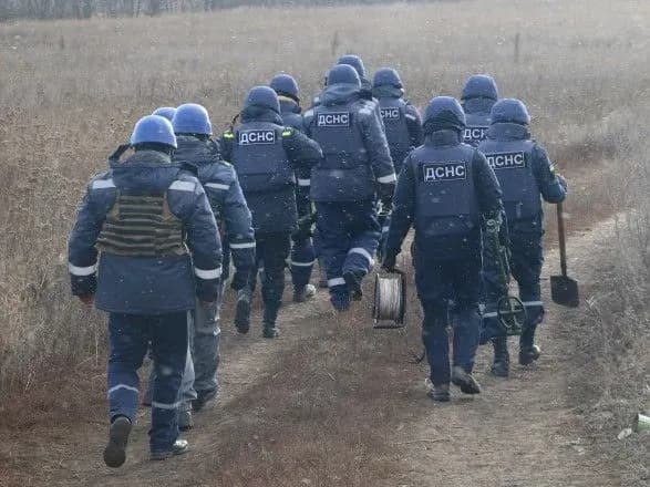 bilya-bogdanivki-trivaye-demontazh-fortifikatsiynikh-sporud