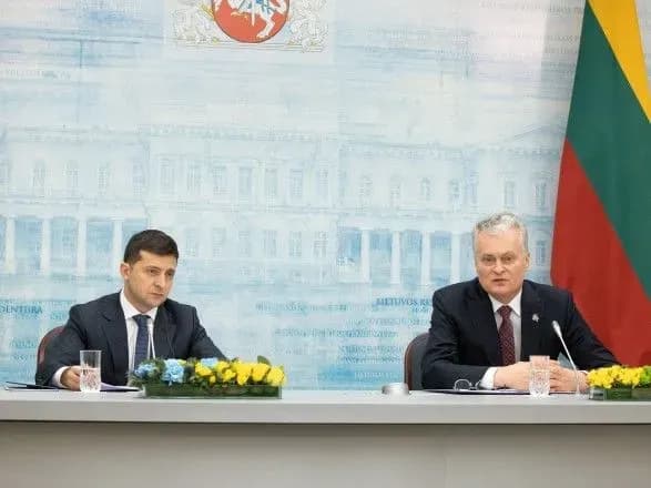 zelenskiy-spodivayetsya-scho-obsyagi-torgivli-ukrayini-ta-litvi-syagnut-1-5-mlrd-dolariv-ssha