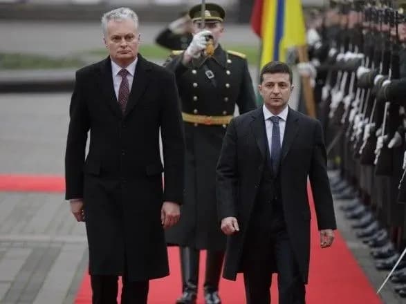 zelenskiy-povidomiv-do-yakogo-chasu-mayut-diyati-sanktsiyi-proti-rf