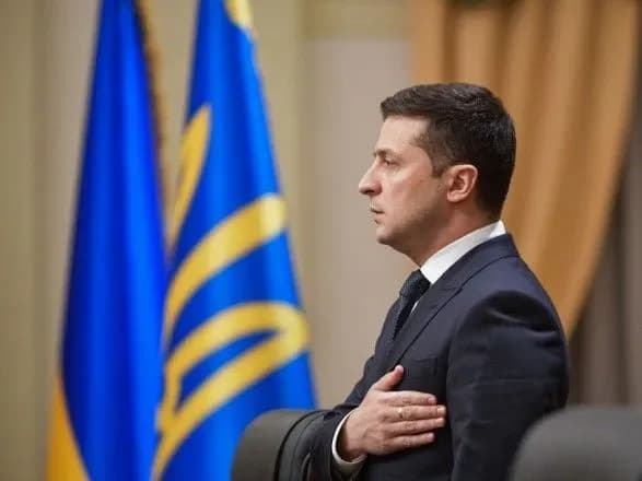 zelenskiy-zayaviv-scho-u-parizhi-matime-dvostoronnyu-zustrich-z-putinim