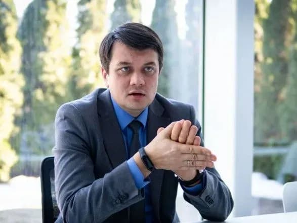 parlament-sche-ne-zrobiv-vse-zalezhne-vid-nogo-schodo-legalizatsiyi-burshtinu-razumkov