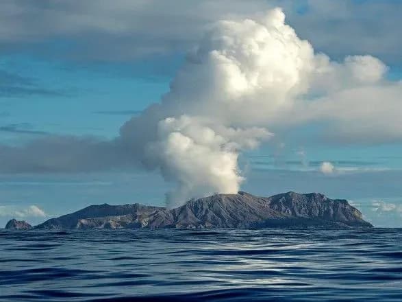 kilkist-zagiblikh-cherez-viverzhennya-vulkanu-u-noviy-zelandiyi-zrosla-do-pyati