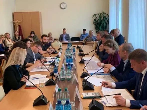 komitet-pidtrimav-stvorennya-tsk-schodo-rozsliduvannya-rozkradan-mizhnarodnoyi-dopomogi