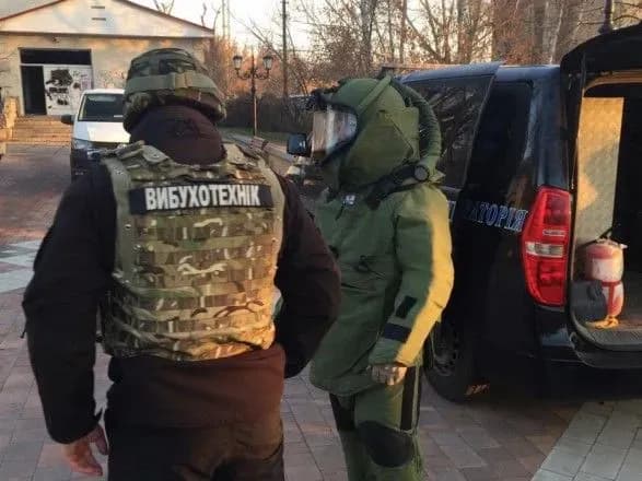 zlovmisnik-povidomiv-pro-rukh-koloni-tekhniki-iz-vibukhivkoyu-po-trasti-kiyiv-odesa