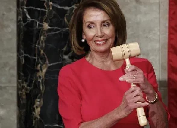 demokrati-pidtrimuyut-vidstrochku-peredachi-statey-zvinuvachennya-trampa-v-senat