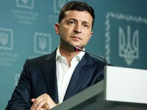 zelenskiy-khoche-vnesti-zmini-do-kriminalnogo-kodeksu-schodo-sluzhbovikh-zlochiniv-podrobitsi