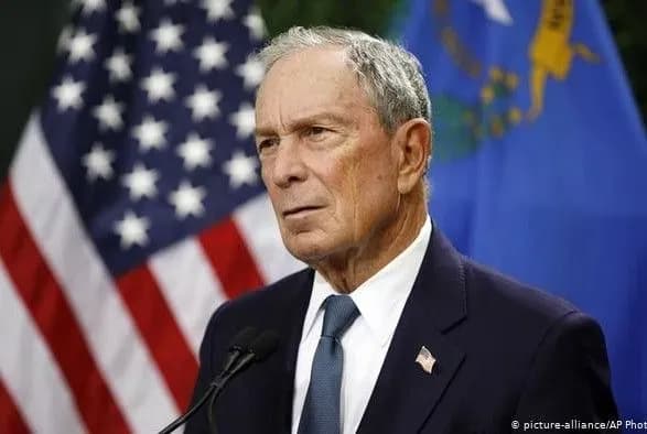 u-peredviborchiy-kampaniyi-maykla-blumberga-vikoristovuvali-robotu-vyazniv