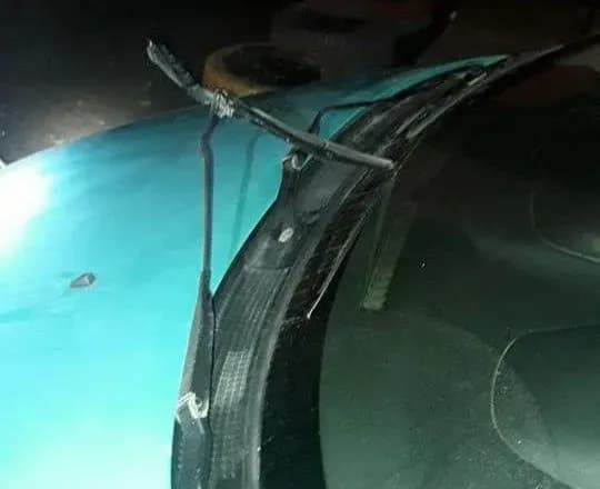 netvereziy-odesit-pobiv-v-odnomu-dvori-chotiri-avtomobili