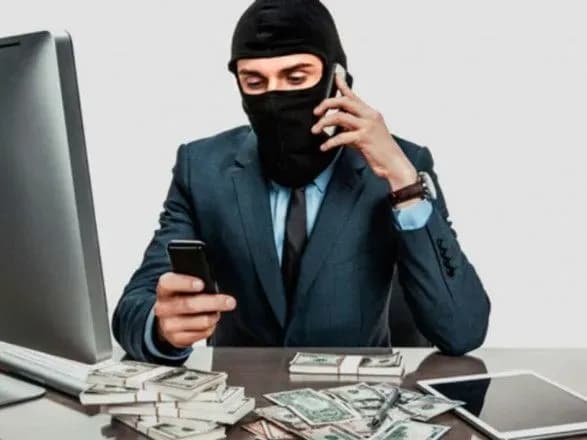 minoboroni-povidomilo-scho-vid-yogo-imeni-telefonuyut-vimagachi-groshey-na-novorichni-podarunki