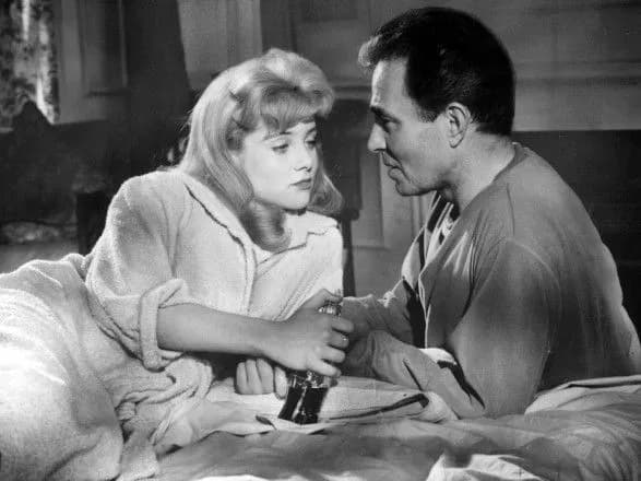 pomerla-aktrisa-syu-layon-yaka-zigrala-golovnu-rol-u-filmi-stenli-kubrika-lolita