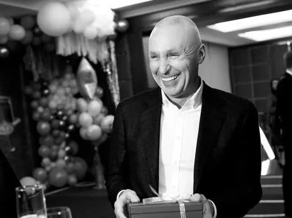 yaroslavskiy-zustrine-noviy-rik-u-svoyemu-luxury-goteli-kharkiv-palace-5