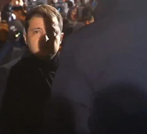 zelenskiy-pro-obmin-naygolovnishe-te-scho-lyudi-vdoma