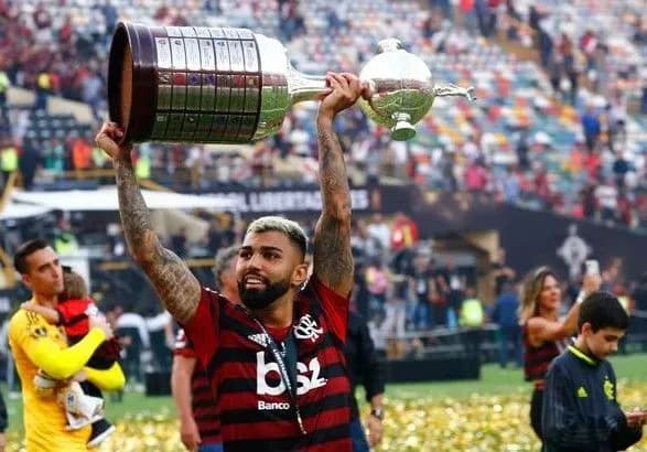 konkurent-dlya-yarmolenka-vest-khem-zatsikavivsya-gravtsem-intera