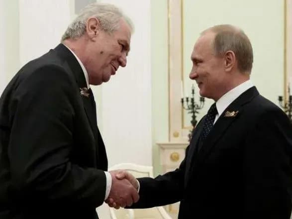 prezident-chekhiyi-virishiv-priyikhati-v-moskvu-na-75-richchya-peremogi-srsr-u-velikiy-vitchiznyaniy-viyni