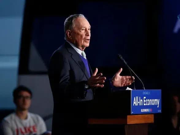 blumberg-zayaviv-pro-gotovnist-vitratiti-1-mlrd-dolariv-dlya-peremogi-nad-trampom