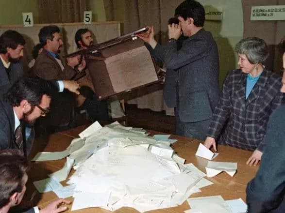 u-rosiyi-nazvali-termini-provedennya-referendumu-schodo-popravok-do-konstitutsiyi