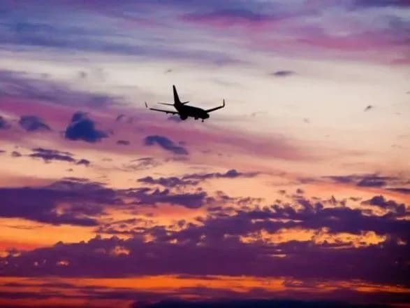 sogodni-ob-11-00-posignalte-u-mau-zaklikali-ukrayintsiv-vshanuvati-zagiblikh-spivvitchiznikiv