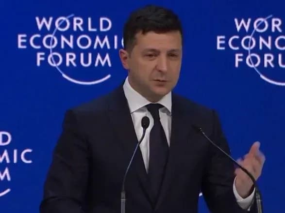zelenskiy-u-davosi-zayaviv-pro-zamalu-vsesvitnyu-sturbovanist-viynoyu-v-ukrayini