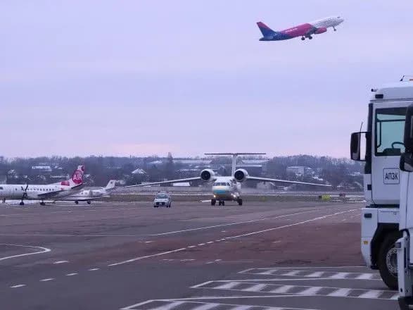 slidchogo-dbr-pereviryayut-pislya-intsidentu-v-aeroportu