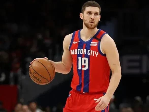 trinadtsyat-ochok-mikhaylyuka-dopomogli-detroytu-peremogti-u-matchi-nba